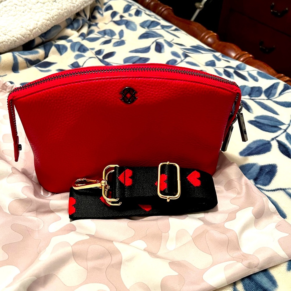 Dagne Dover Large Siren Lola w crossbody strap